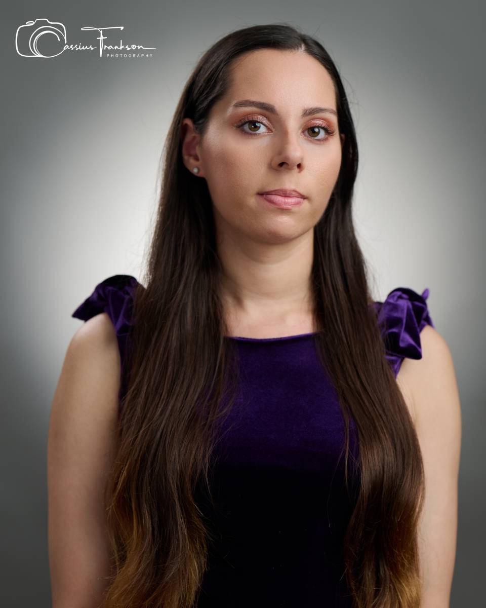 HinaInayat130061Logo